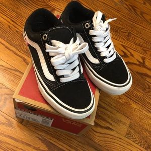 OLD SKOOL PRO BLACK/WHITE VANS
